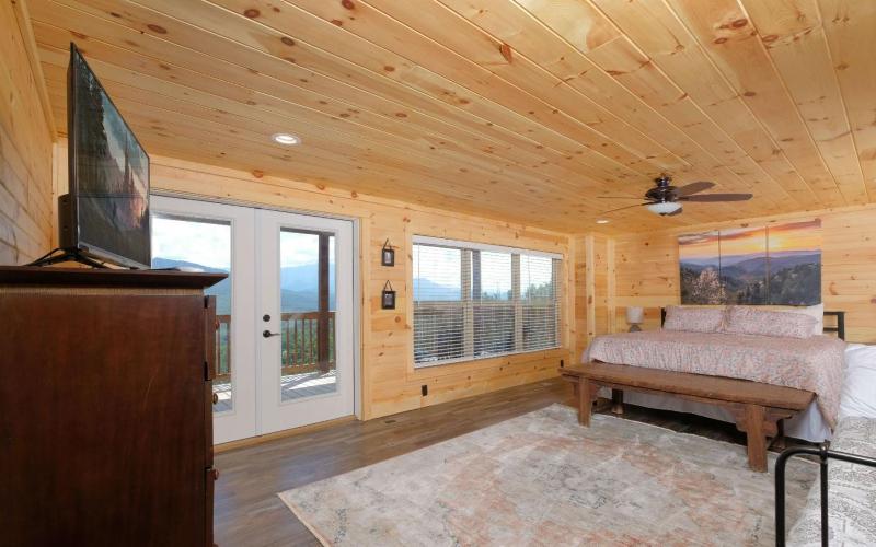 Breathtaking mountain views! June discounts available! - Birdhouse - - image 19