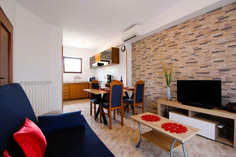 House and Apartments in Labin 8758 - image 4