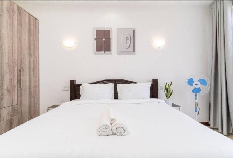 Mordern Luxury - image 4