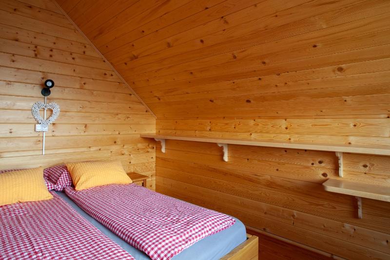 One-Bedroom Cottage image 3