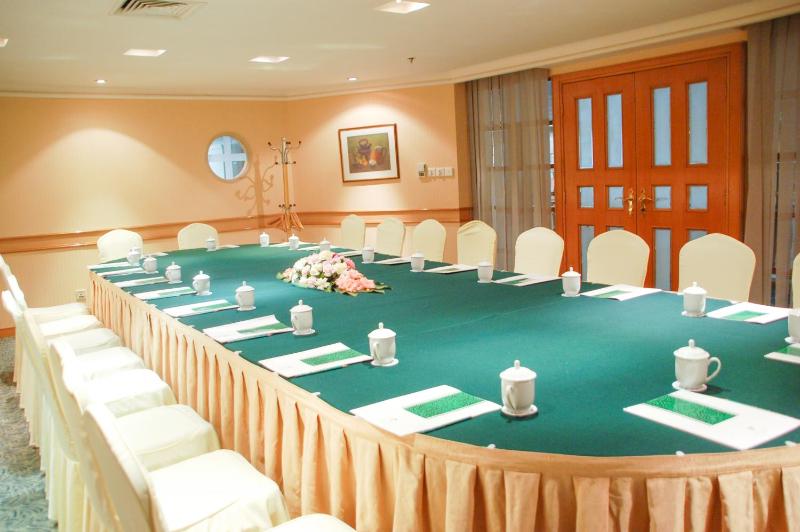 Grand Sun City Hotel-Located city center Metro Access - image 31