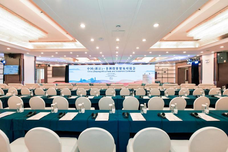 Grand Sun City Hotel-Located city center Metro Access - image 9