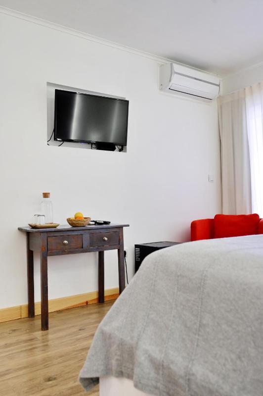 Standard Double Room image 2