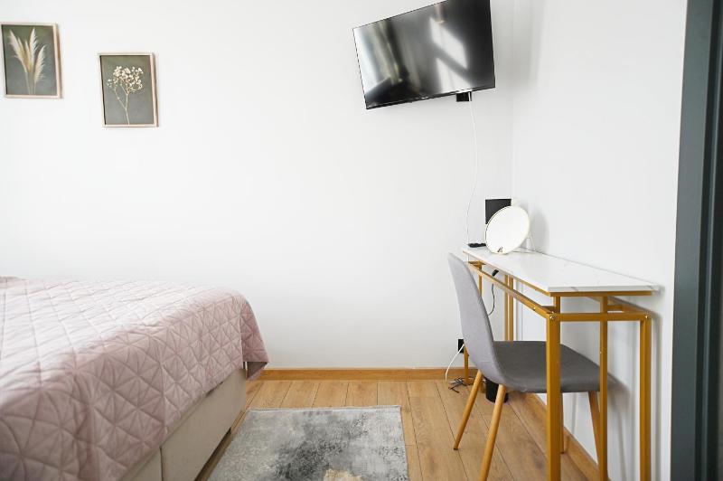Victus Apartamenty Green Loft - image 13