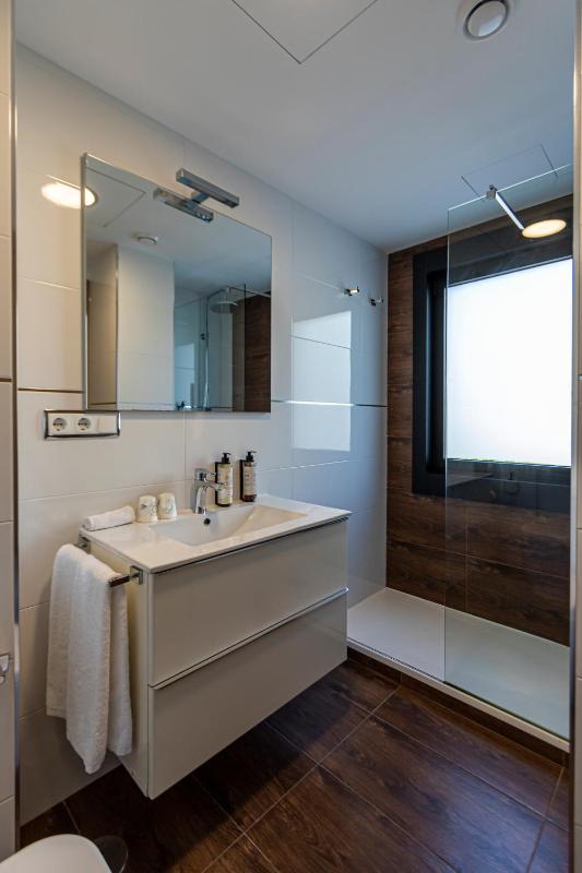 Triple Room with View image 2