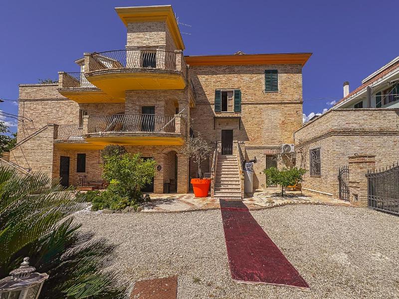 Villa Antolina - Notti Stellate by Host Hero - image 34