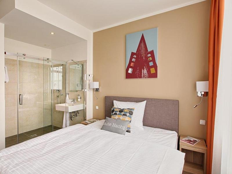 Budget Single Room image 1