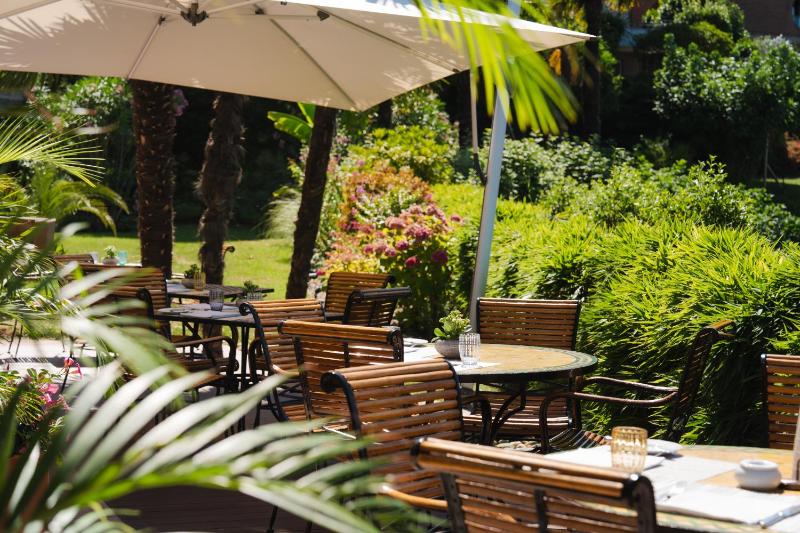 Suitenhotel Parco Paradiso - image 11