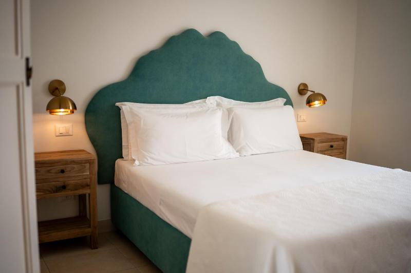Superior Double Room image 4