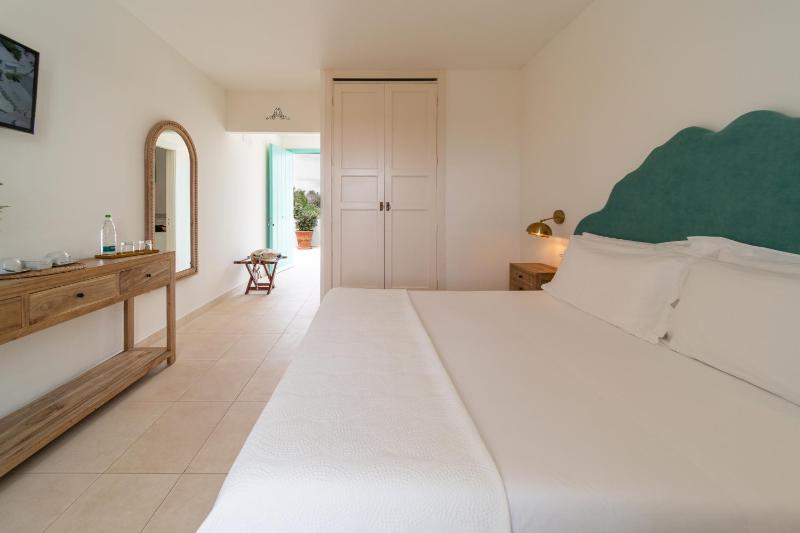 Superior Double Room image 3