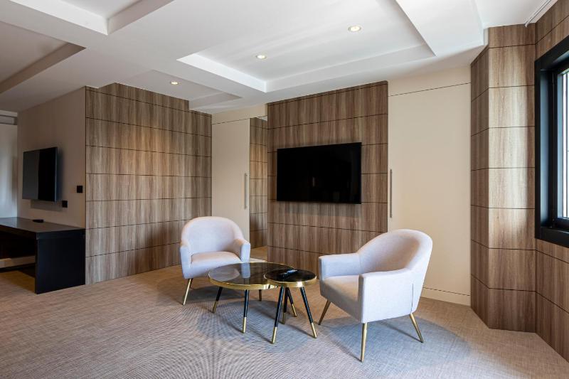 Junior Suite image 4