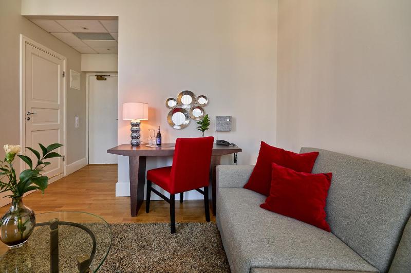 Junior Suite image 3