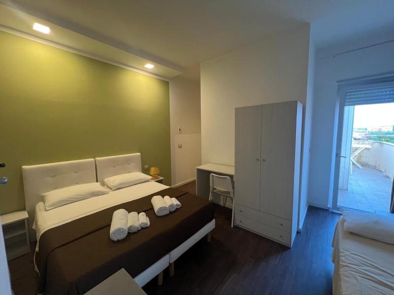 Double Room with Private Bathroom image 3