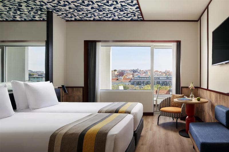 Avani Premier image 1