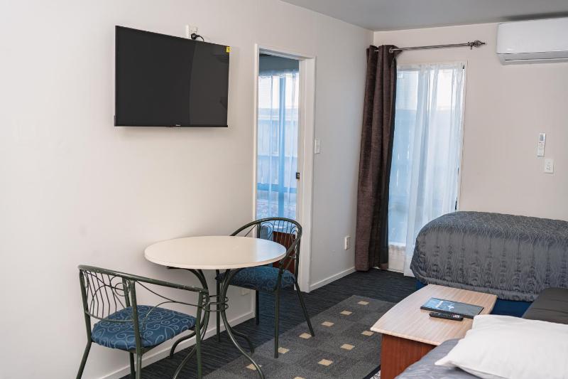 Samhil Motor Lodge - image 31