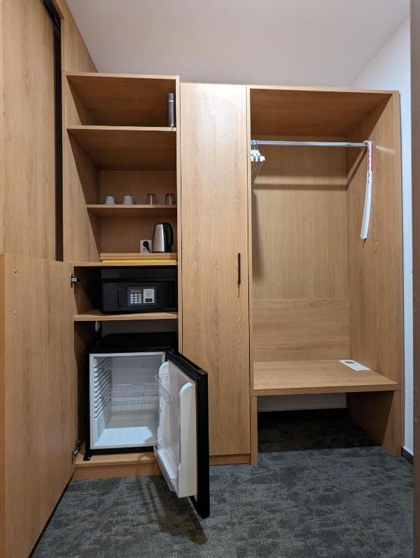 Double or Twin Room image 3