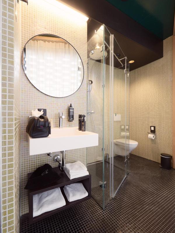 Executive Double Room image 3