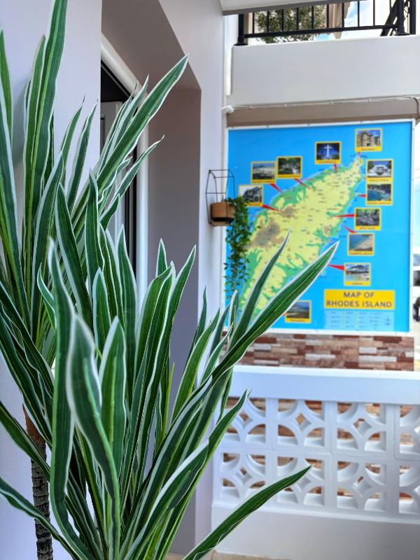 Apartment with Sea View image 3