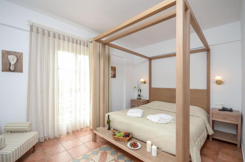 Honeymoon Room image 1