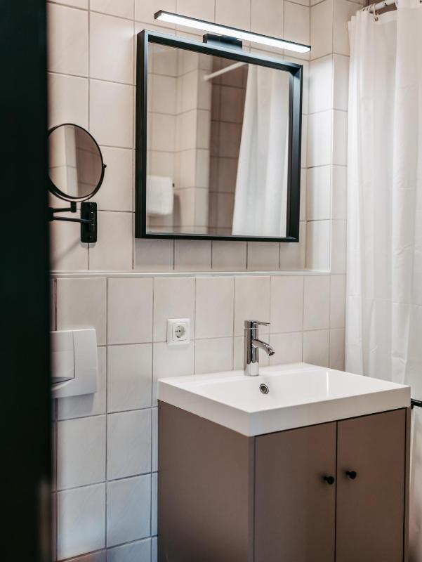 Single Room image 2