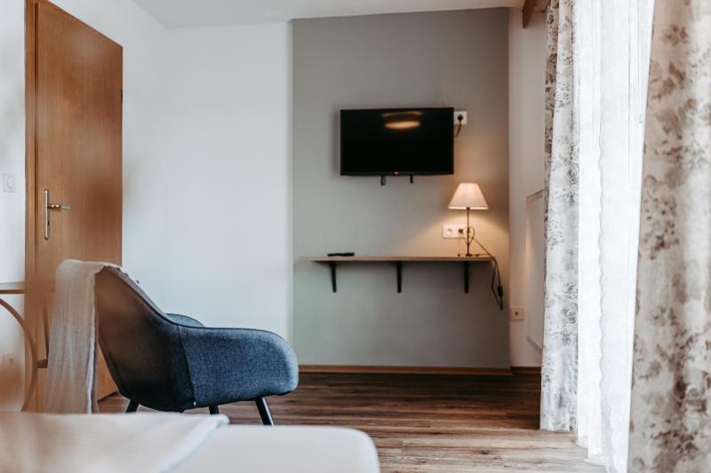 Single Room image 4