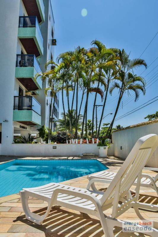 Orange Beach Enseada Guarujá - Piscina Ar Wi-Fi 3 Quartos a Poucos Passos do Mar - image 15