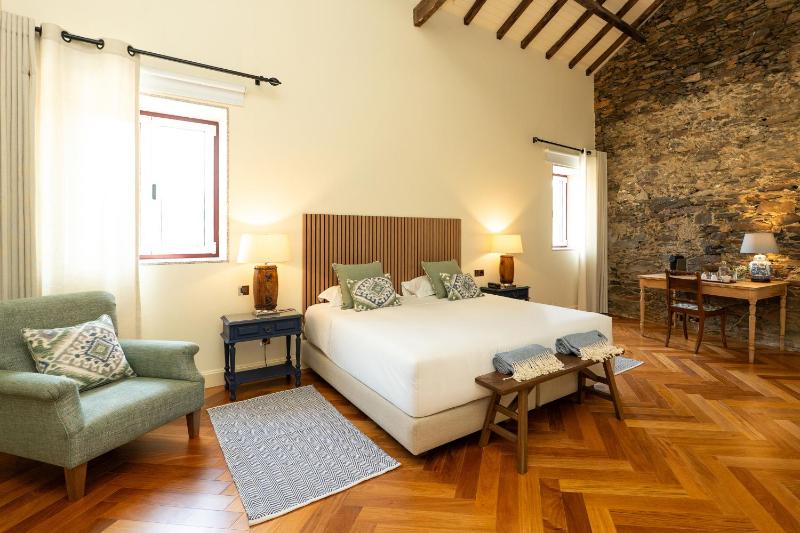 Superior Double or Twin Room image 3