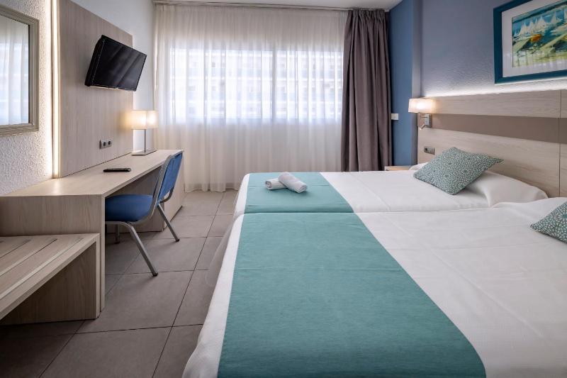 Standard Double Room without Balcony (2 Adults) image 3