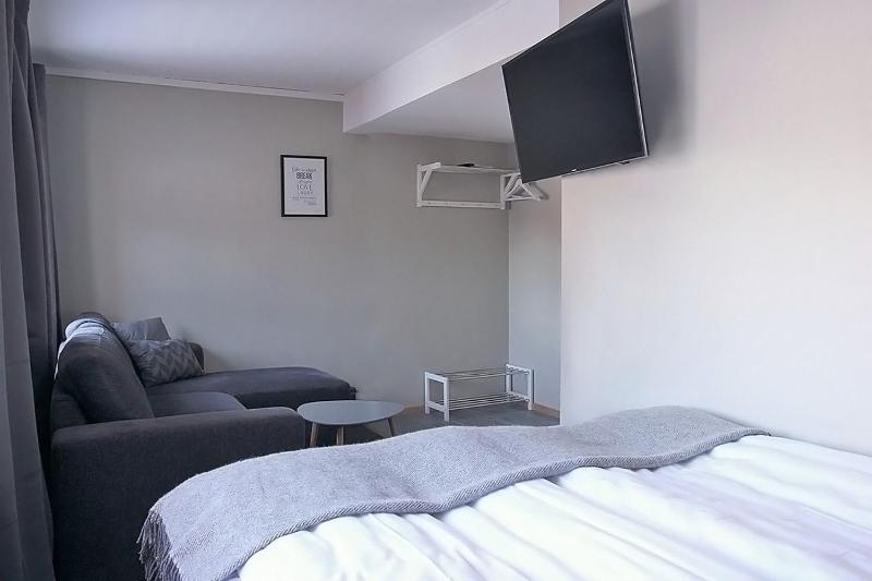 Standard Quadruple Room image 2