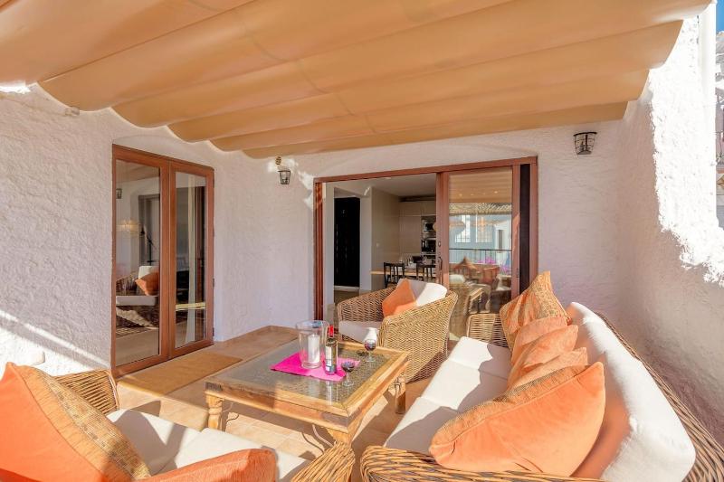 Villa Las violetas with 2 communal pools - image 2