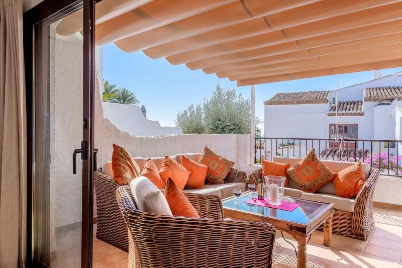 Villa Las violetas with 2 communal pools - image 10