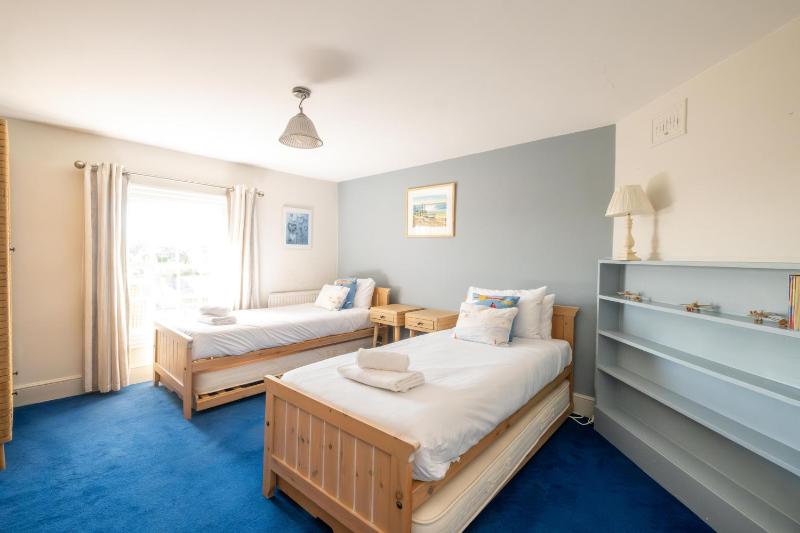 Stoney Beach - Aldeburgh Coastal Cottages - image 48