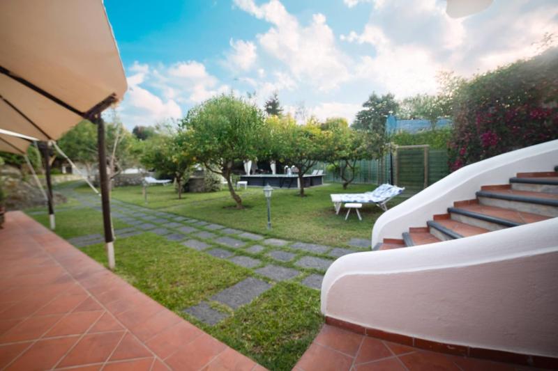 Villa Conchiglia blu con piscina - image 35