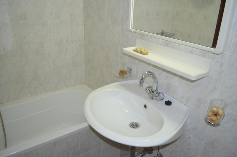 Apartment image 2