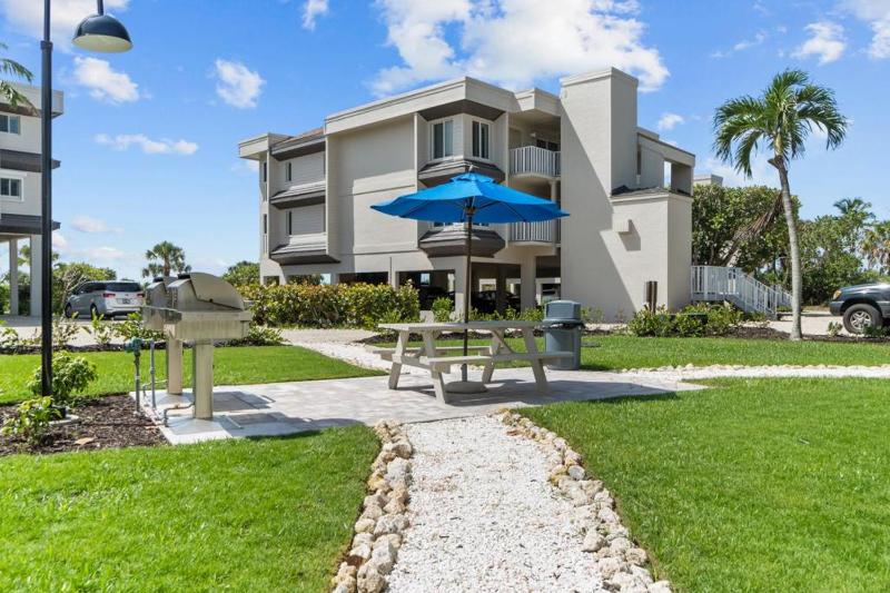 Shell Island Beach Club 6D - image 23