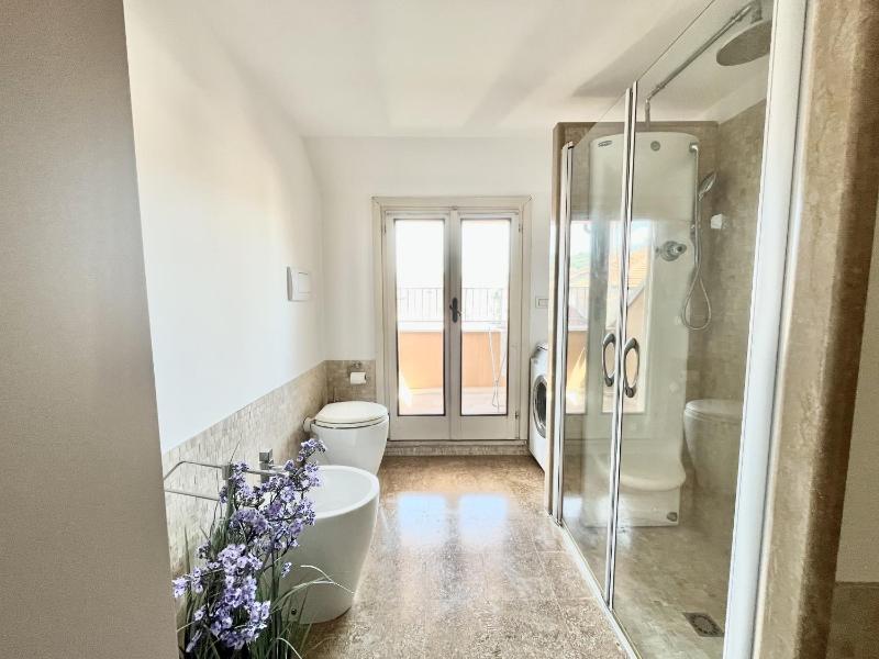 Montgomery Apartment Via crispi in Centro A827 - image 13