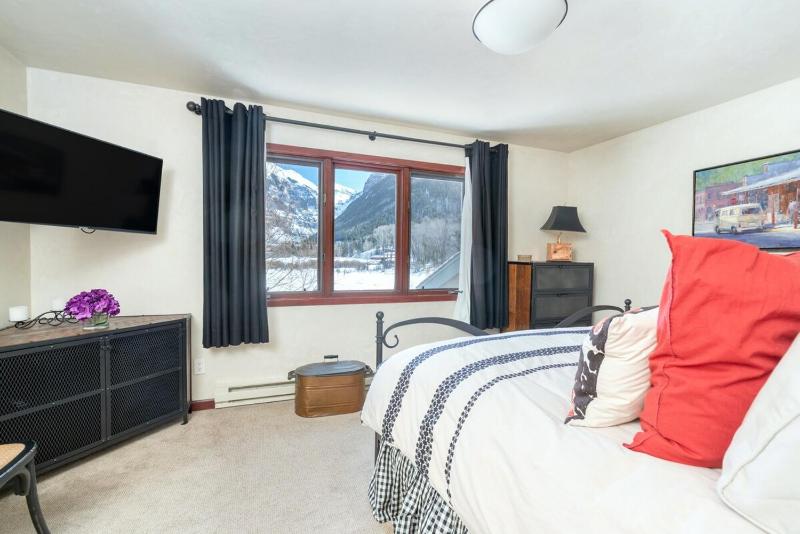 Riverside B201 by Exceptional Stays - image 14