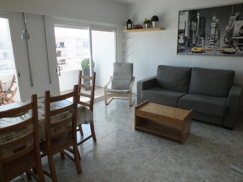 Apartamento en Rosas Santa-Margarita con vistas al mar piscina y acceso directo a la playa - ES-204-42 - image 12