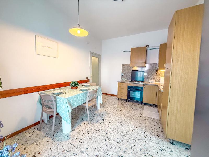 Jackson Apartment 3Piano vicino al mare Rif A821 - image 25