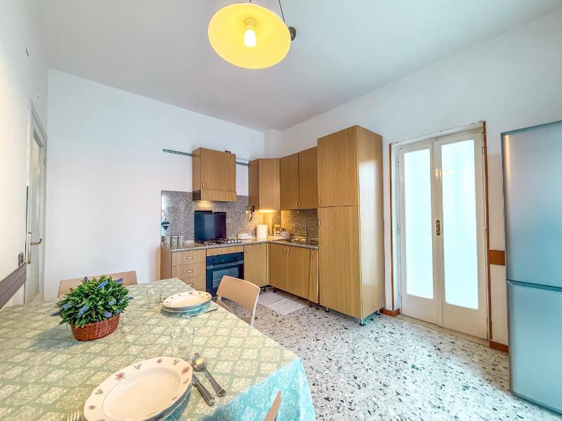 Jackson Apartment 3Piano vicino al mare Rif A821 - image 21