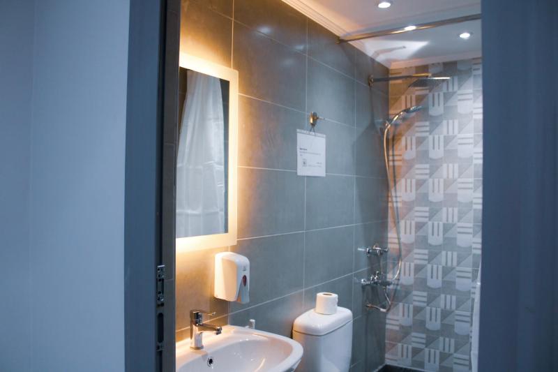 Olivia Hotel - image 8