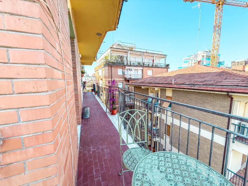 Jackson Apartment 3Piano vicino al mare Rif A821 - image 18