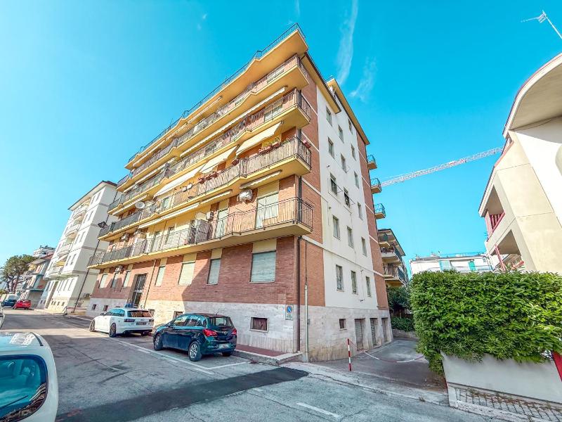 Jackson Apartment 3Piano vicino al mare Rif A821 - image 7