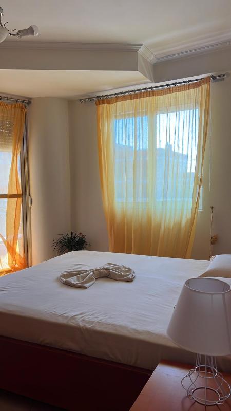 Blue Breeze Apartament Saranda - image 7