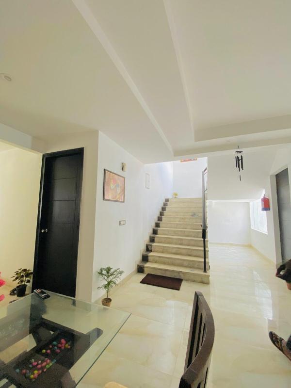 Peaceful 3BHK Villa near All Mandirs Vrindavan - image 34