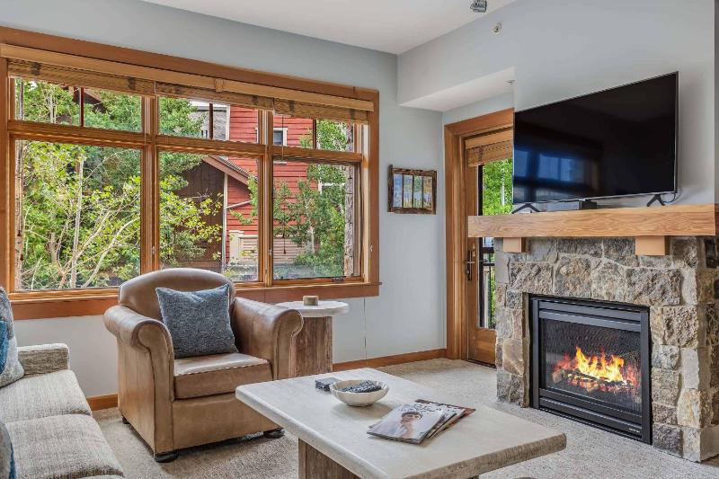 Capitol Peak Lodge 3208 by Snowmass Mountain Lodging - image 11