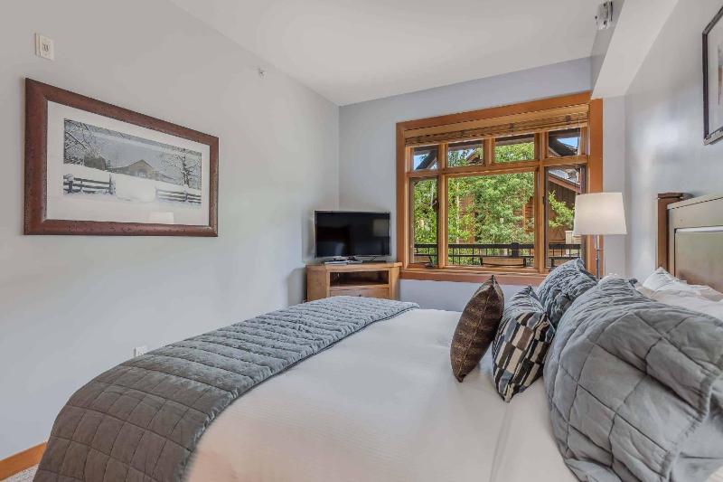 Capitol Peak Lodge 3208 by Snowmass Mountain Lodging - image 18
