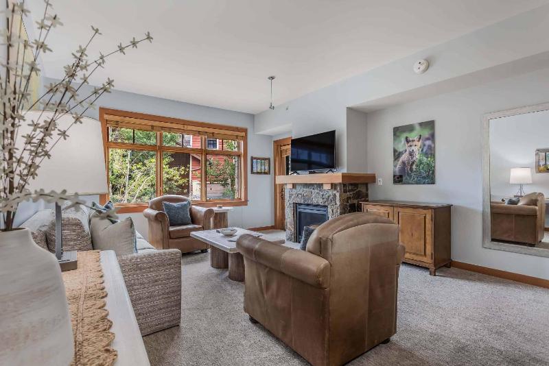 Capitol Peak Lodge 3208 by Snowmass Mountain Lodging - image 24