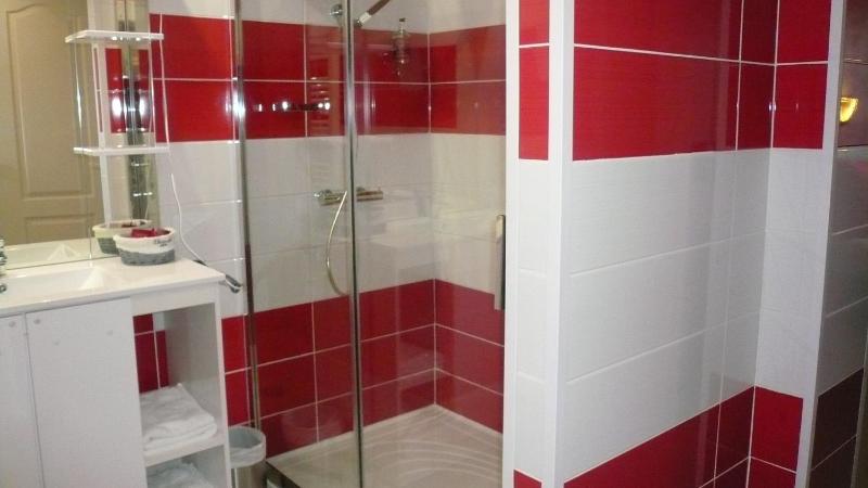 Prestige Triple Room image 1