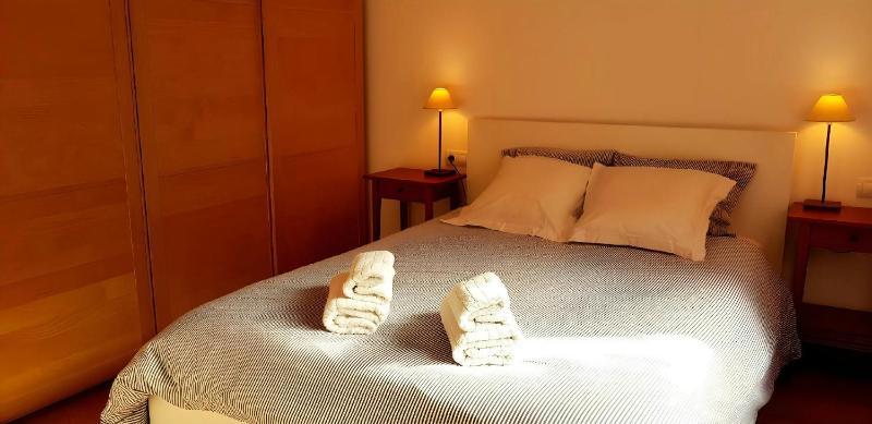 Filmoteca Sarria 1- wifi quiet bright comfi - image 10